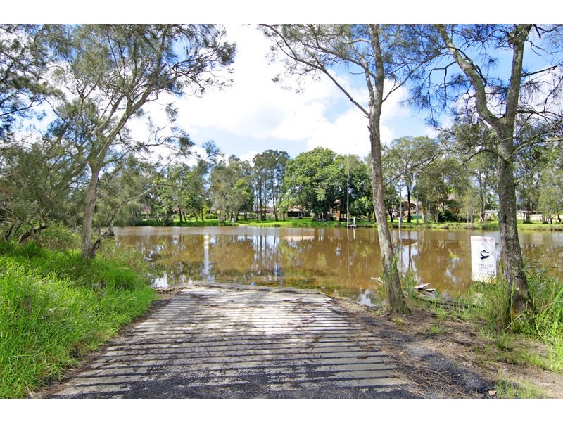 3 Simon Close, Chittaway Point NSW 2261