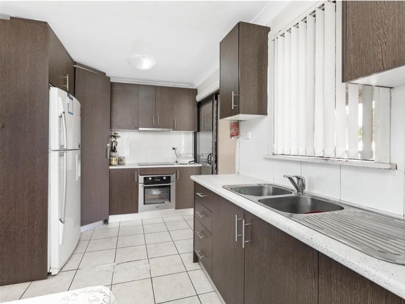 37 Romney Crescent, Miller NSW 2168