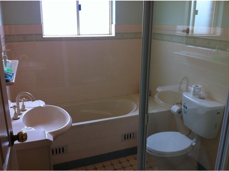 6/6-10 SIR JOSEPH BANKS Street, Bankstown NSW 2200