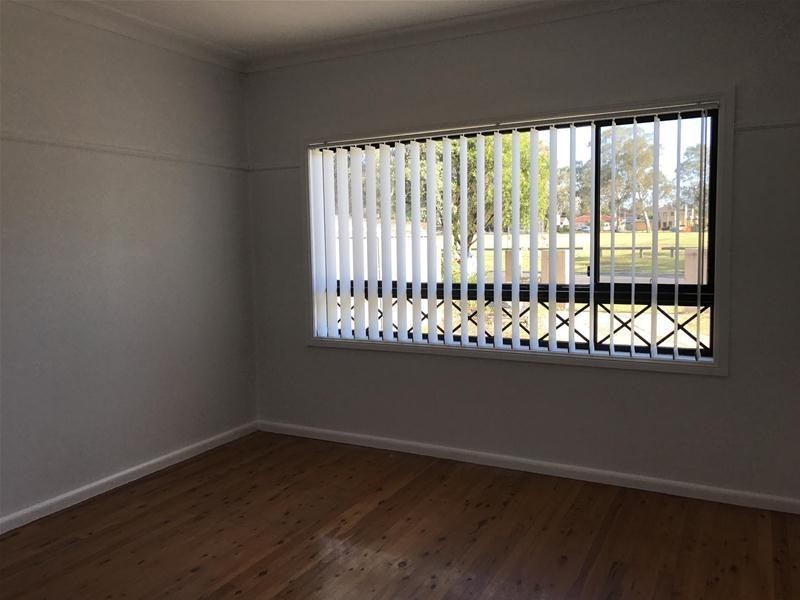 48 Third Avenue, Macquarie Fields NSW 2564