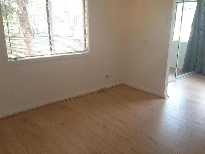 542 Henry Lawson Drive, East Hills NSW 2213