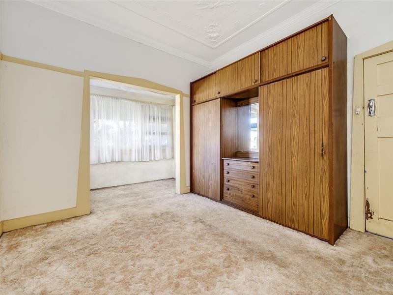 51 Highview Avenue, Greenacre NSW 2190