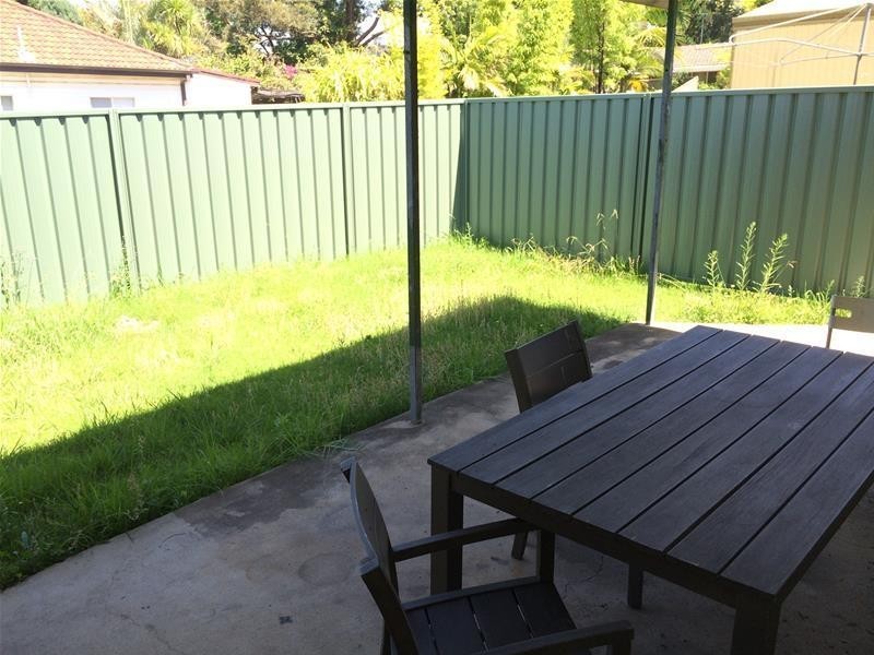 2 Endeavour Road, Georges Hall NSW 2198