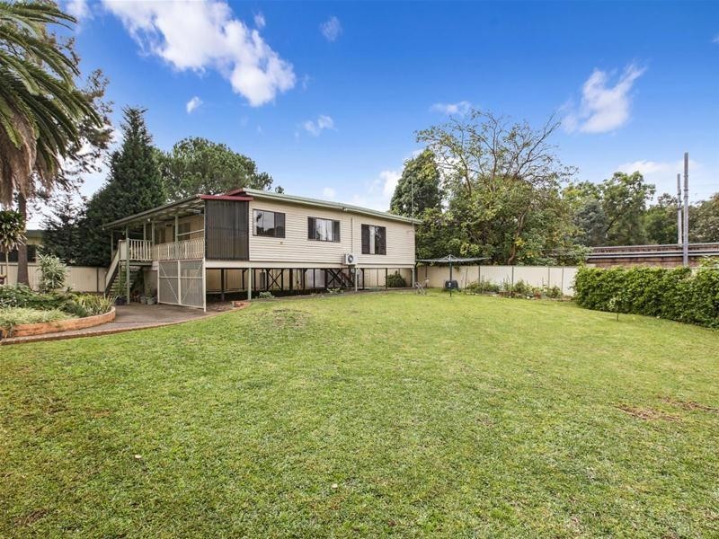 23B Bell Crescent, Fairfield NSW 2165