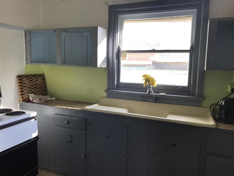 42 Haig Avenue, Georges Hall NSW 2198