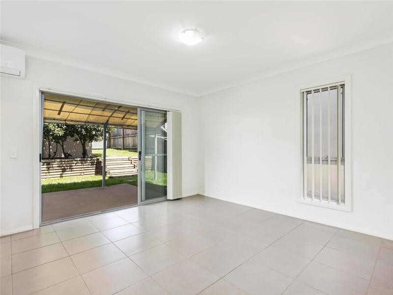 54 McIntyre Circuit, Middleton Grange NSW 2171