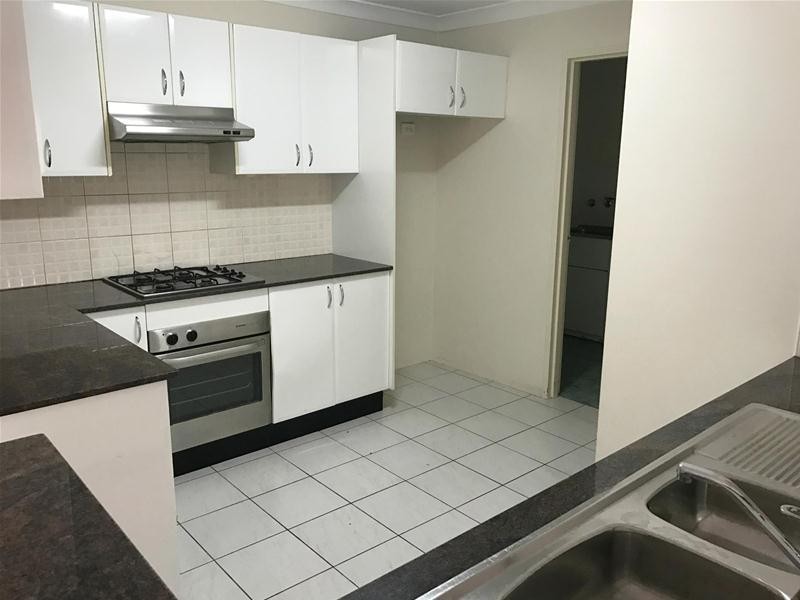 14/4-8 Gordon Street, Bankstown NSW 2200