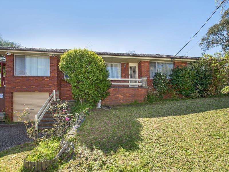 4 Josephine Crescent, Georges Hall NSW 2198