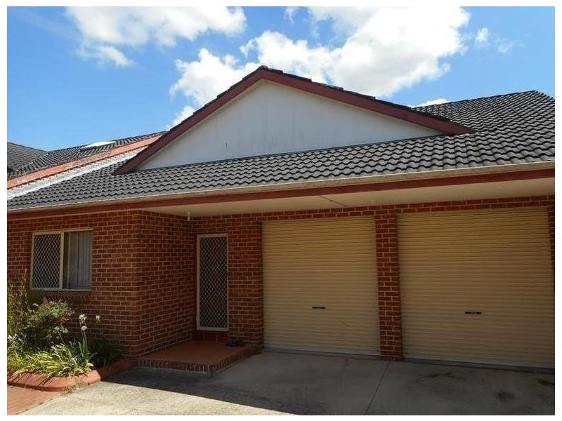 4/159 Targo Road, Girraween NSW 2145