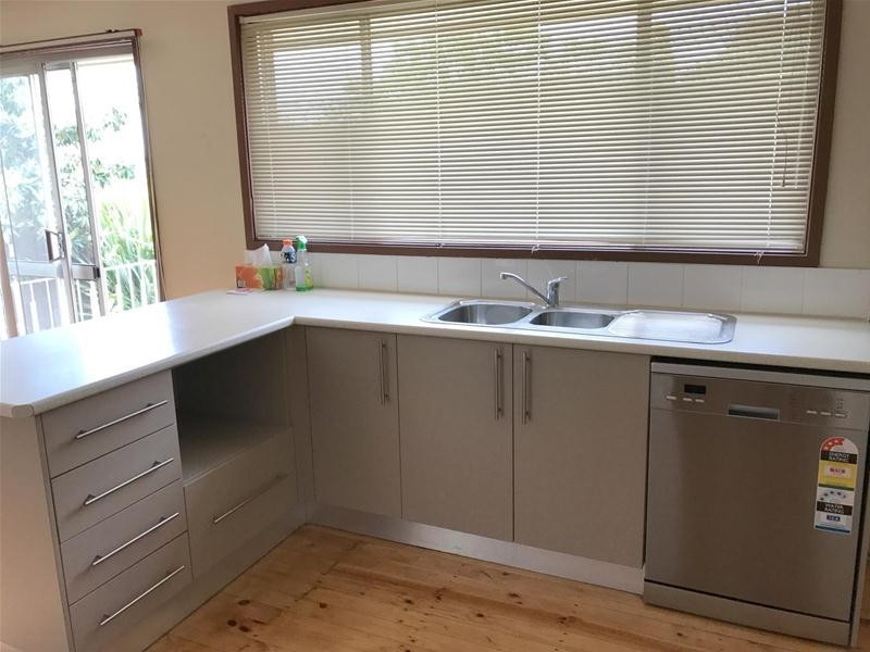 5 Knight Place, Minto NSW 2566