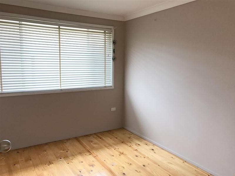 5 Knight Place, Minto NSW 2566