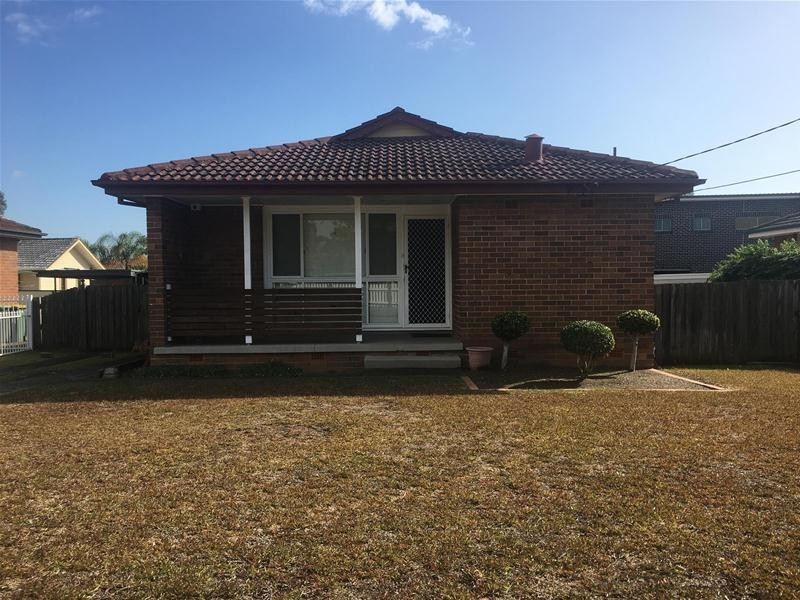 7 Manuka Crescent, Bass Hill NSW 2197