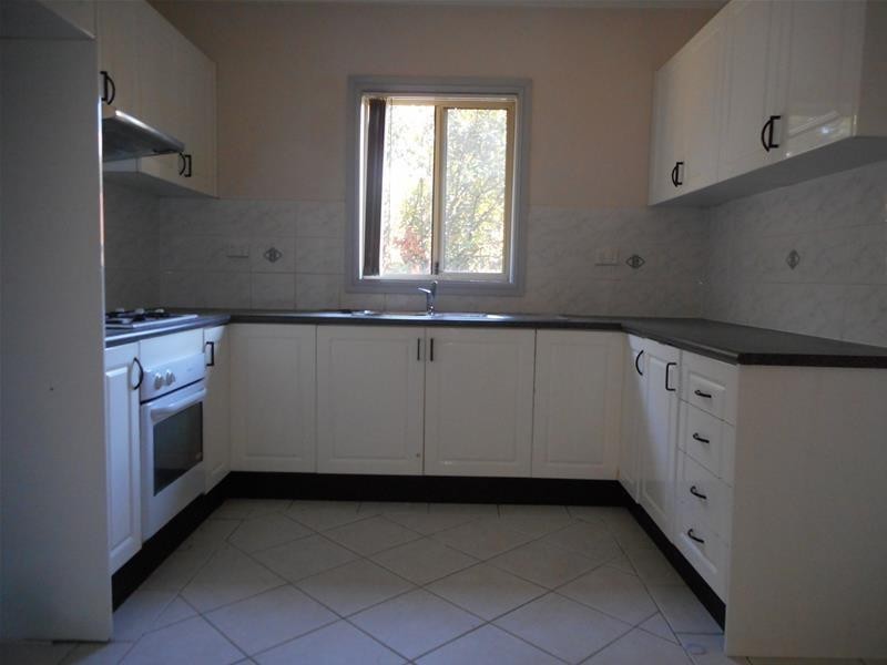 5/159 Targo Road, Girraween NSW 2145