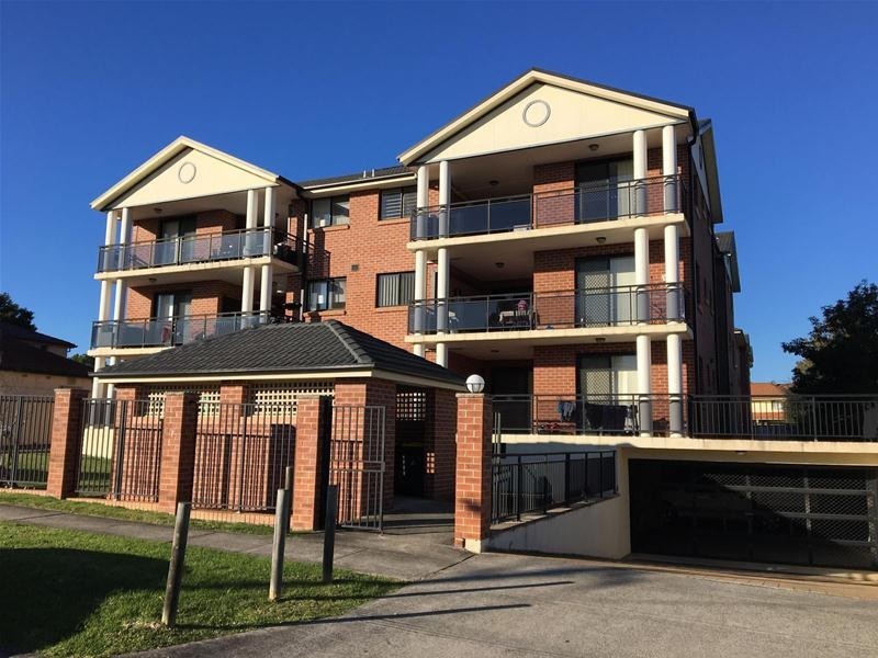 19/14-16 White Avenue, Bankstown NSW 2200