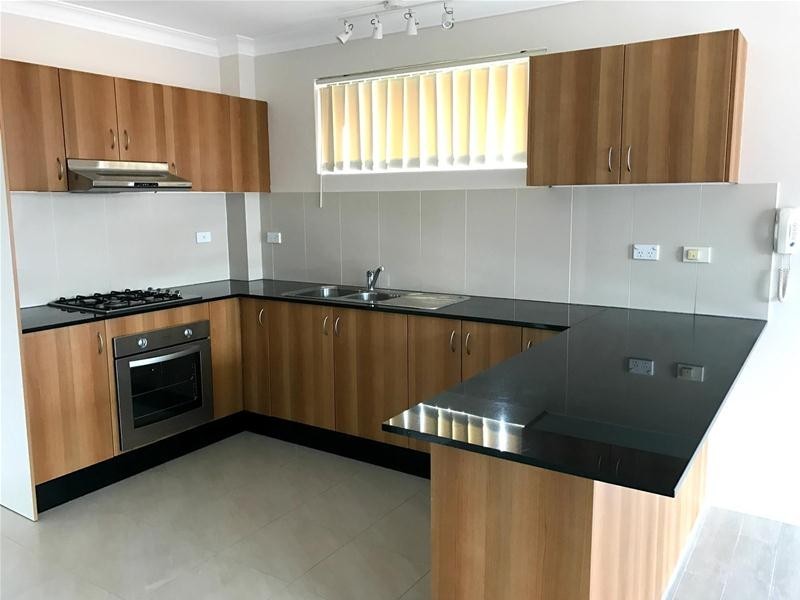 19/14-16 White Avenue, Bankstown NSW 2200