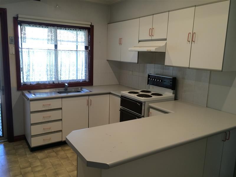 2 Endeavour Road, Georges Hall NSW 2198