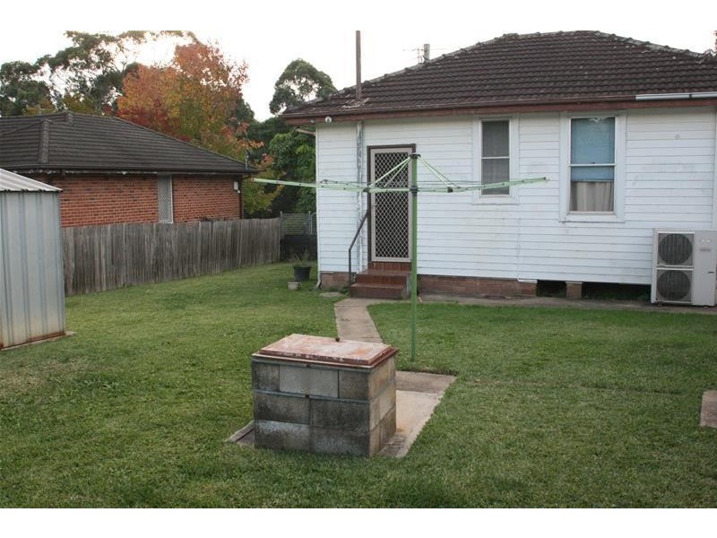 30 Rumsey Crescent, Dundas NSW 2117