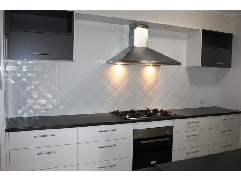 21 Moree Avenue, Westmead NSW 2145