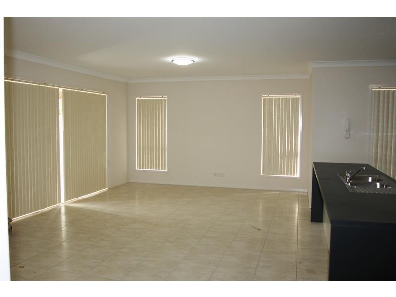 21 Moree Avenue, Westmead NSW 2145