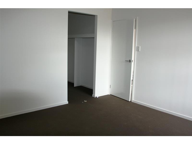 21 Moree Avenue, Westmead NSW 2145