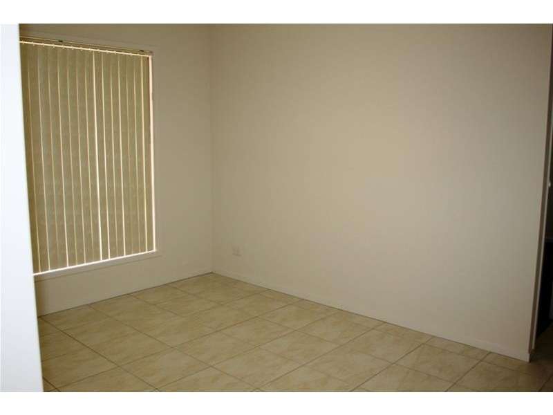 21 Moree Avenue, Westmead NSW 2145