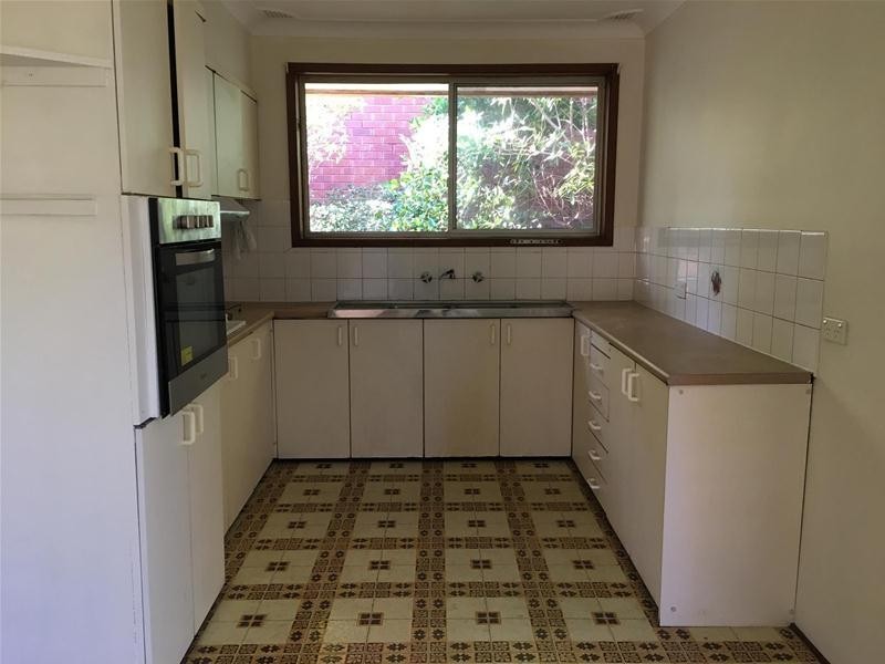 8 Cambridge Avenue, North Rocks NSW 2151