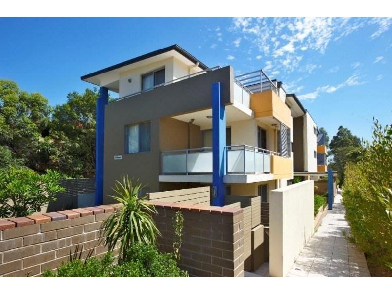 4/273 Dunmore Street, Pendle Hill NSW 2145