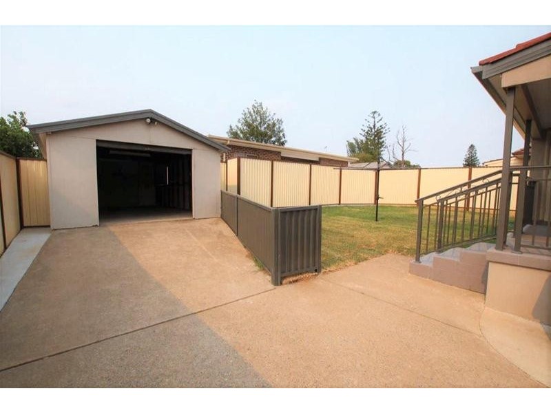 33 Osgood Street, Guildford NSW 2161