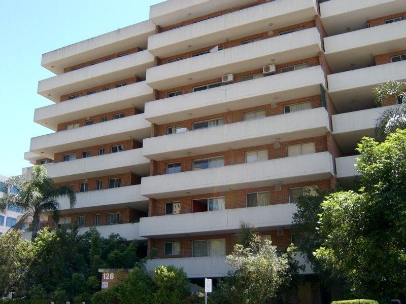 128 Macquarie Street, Parramatta NSW 2150