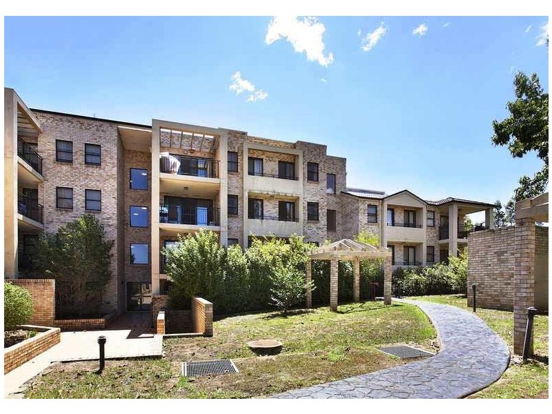 12 Murray Street, Northmead NSW 2152