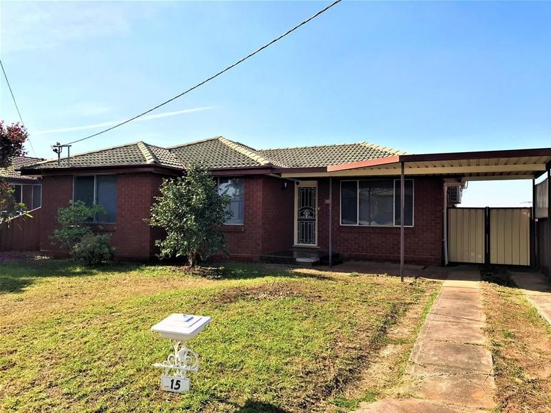 15 Hilton Street, Greystanes NSW 2145