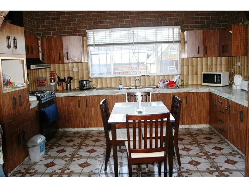 1  Trumble Avenue, Ermington NSW 2115