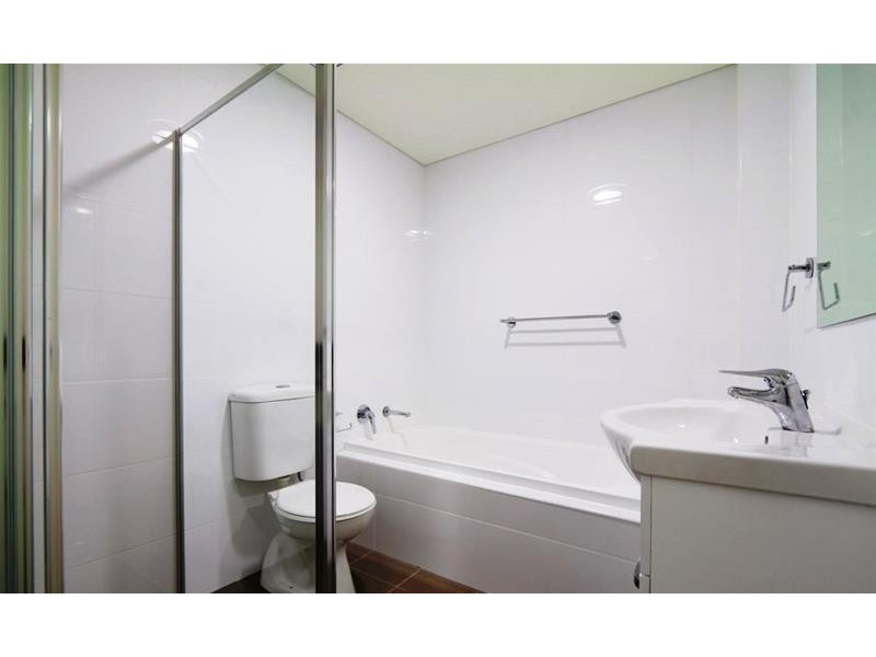 18-24 Murray Street, Northmead NSW 2152