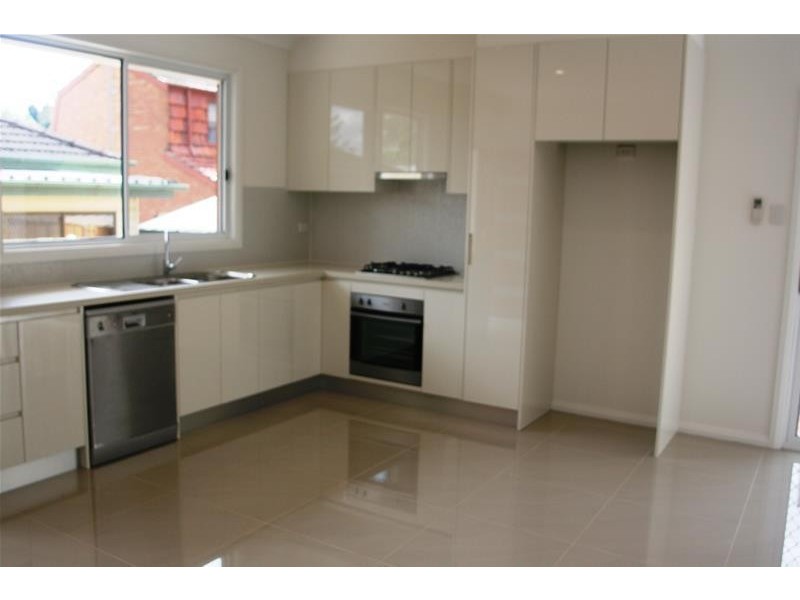 8A Fyall Street, Ermington NSW 2115