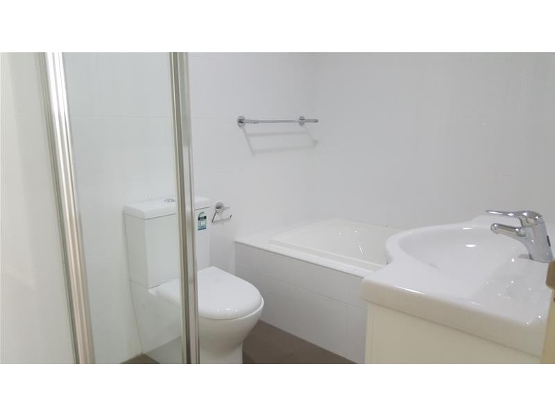 18-24 Murray Street, Northmead NSW 2152