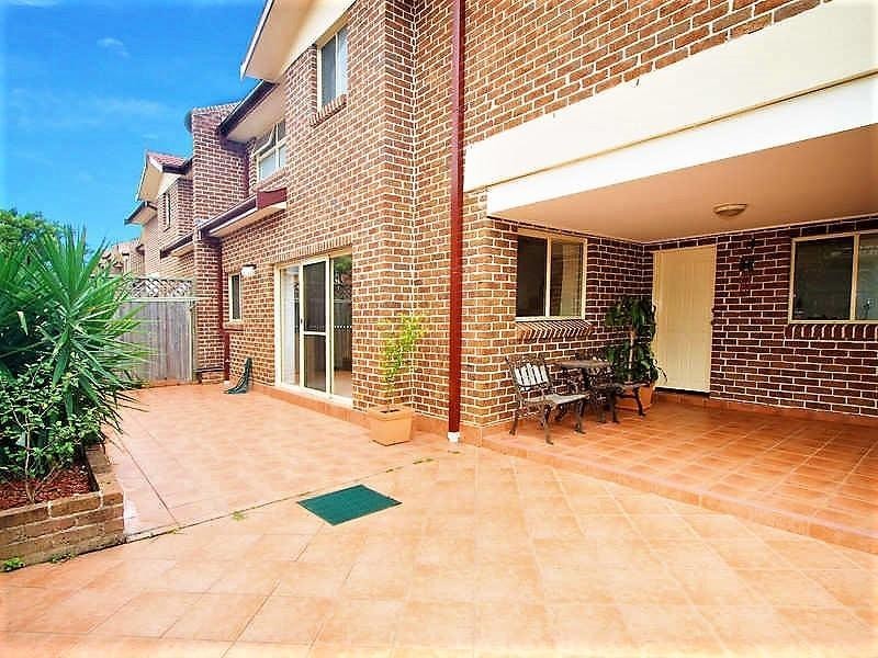 1/70 Isabella Street, North Parramatta NSW 2151