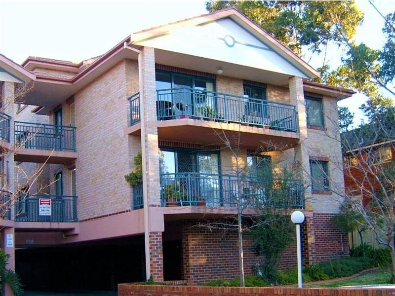 20/10-14 Calliope Street, Guildford NSW 2161