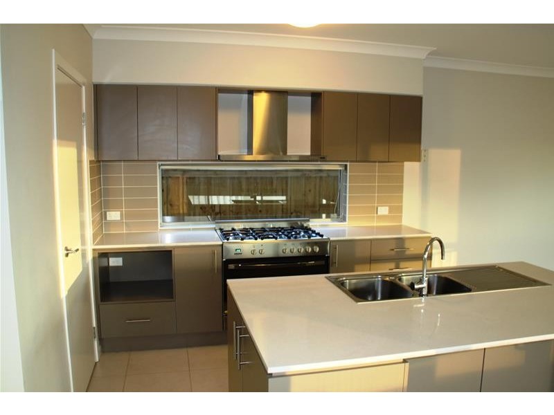 73 Carisbrook Street, Kellyville NSW 2155