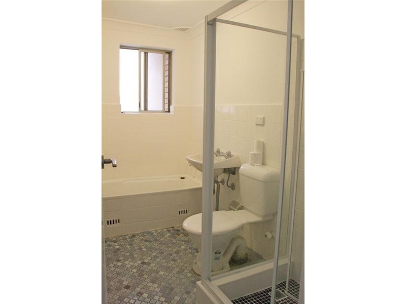 5/2 Hampden Street, Ashfield NSW 2131