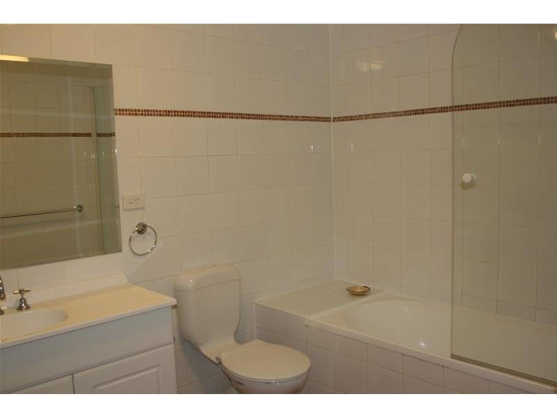 15 Governors Way, Oatlands NSW 2117