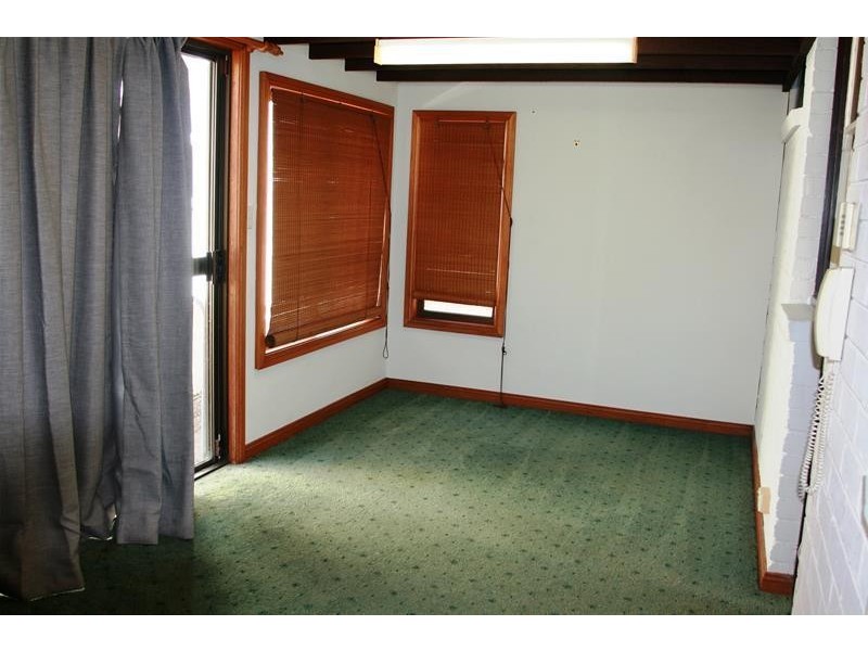 8 Fyall Street, Ermington NSW 2115