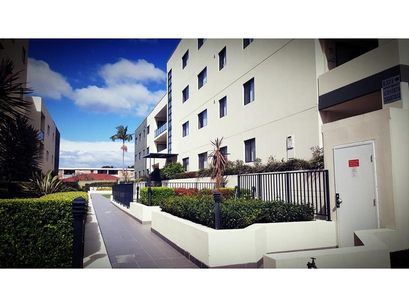 27/18-24 Murray Street, Northmead NSW 2152