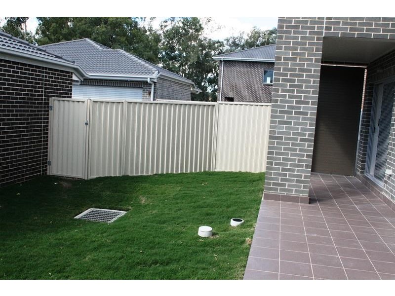 21 Alamar Crescent, Quakers Hill NSW 2763