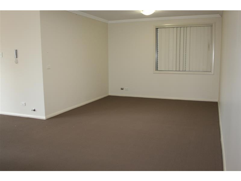 273 Dunmore Street, Pendle Hill NSW 2145