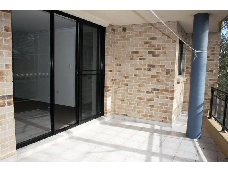 18/18-20 Blaxcell Street, Granville NSW 2142