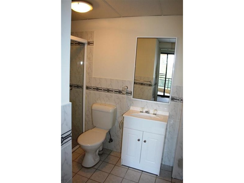 18/18-20 Blaxcell Street, Granville NSW 2142