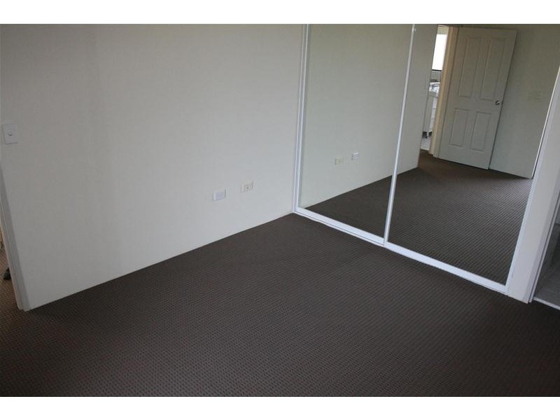 18/18-20 Blaxcell Street, Granville NSW 2142