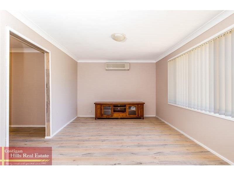4 Marx Place, Quakers Hill NSW 2763