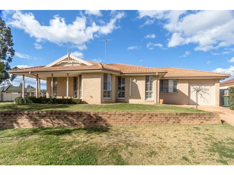 2 Georgia Street, Quakers Hill NSW 2763