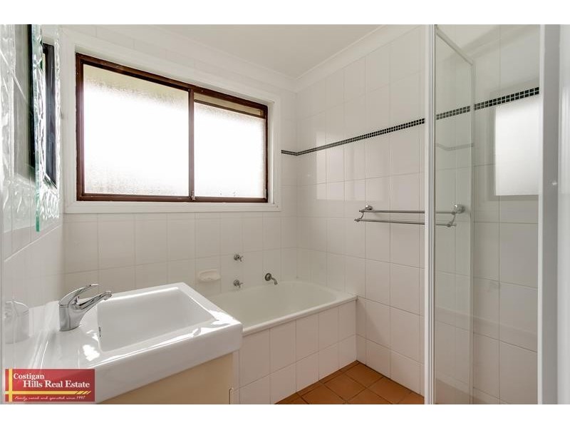 3 Lyrebird Crescent, St Clair NSW 2759